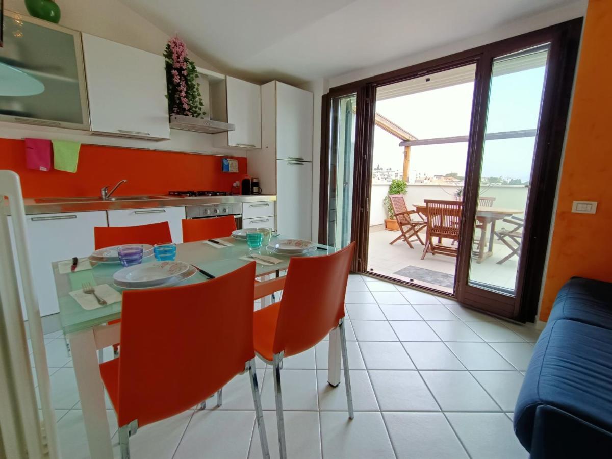 Nel Blu Dipinto Di Blu Appartement Porto Recanati Buitenkant foto